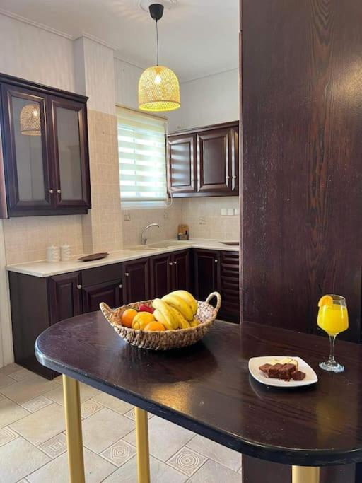 Comfortable Apartment In Kiato Esterno foto